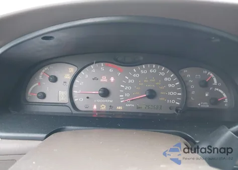 2002 Toyota Sequoia Limited V8 from USA, damaged, VIN 5TDBT48A82S102411